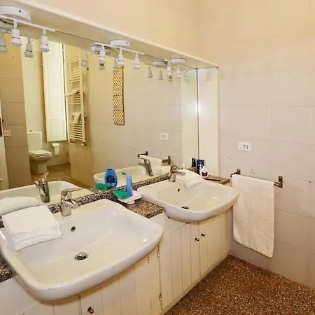 I Due Leoni 5 Terre Appartement La Spezia